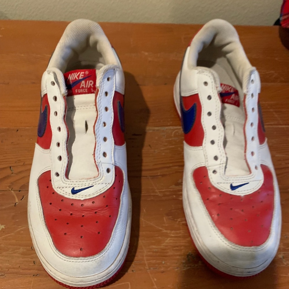 Nike Air- custom size 8.5 in great condition
